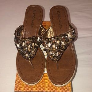 Coconut Beaded Thong Sandals. NWT Size 11.